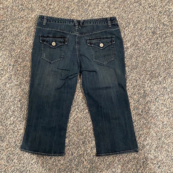 Mossimo Jean Capris - Picture 3 of 3